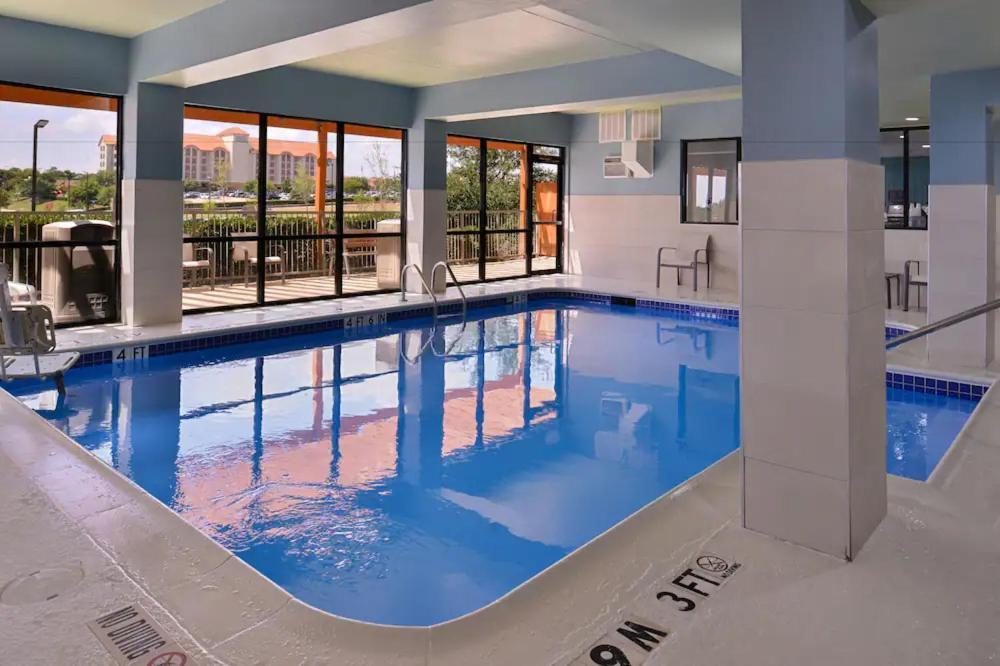 Holiday Inn Express Hotel And Suites Mesquite By Ihg Экстерьер фото