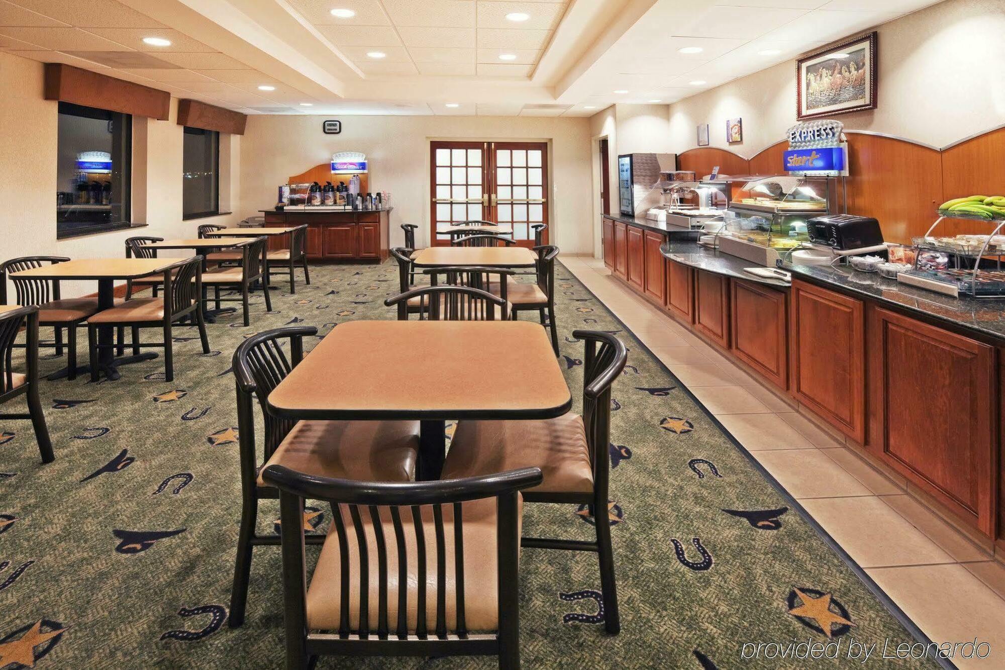 Holiday Inn Express Hotel And Suites Mesquite By Ihg Экстерьер фото